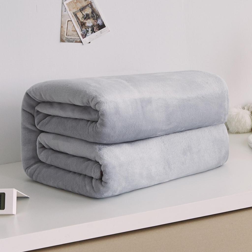 Solid Color Flannel Coral Fleece Blanket - Perfect for Naps, Air Conditioning, or as a Gift