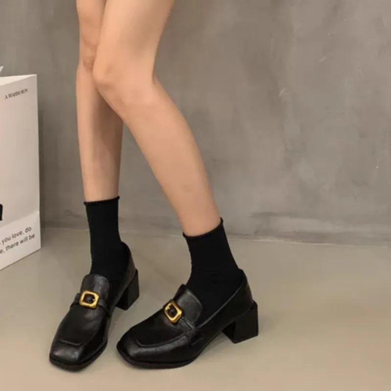 Damenmode Schuhe mit dickem Absatz, eckiger Spitze, tiefem Ausschnitt, Metallschnalle, wasserdicht, rutschfest, abriebfest, hohe Absätze