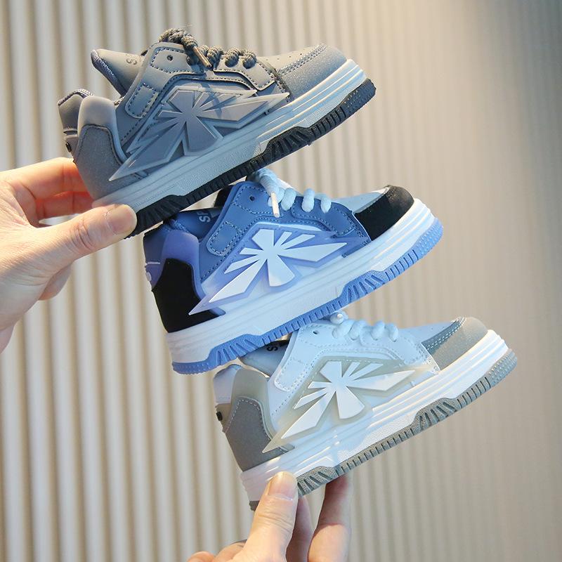 Children's sports shoes 2025 spring and autumn boys' casual board shoes high-top girls' little white shoes soft-soled baby bread shoes