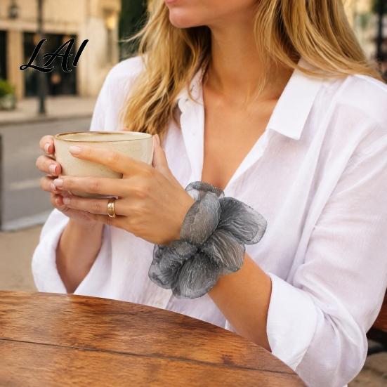 Versatile Wrist Ornament Retro Polka Dot Hair Tie for Women Girls Soft Elastic Scrunchies Elegant Stylish Ties Gifts Ponytail Holder Fashionable