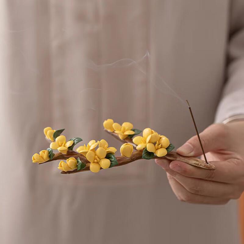 Jialang Ceramic Hand-pinched Golden Leaf Incense Burner (Set of 2)