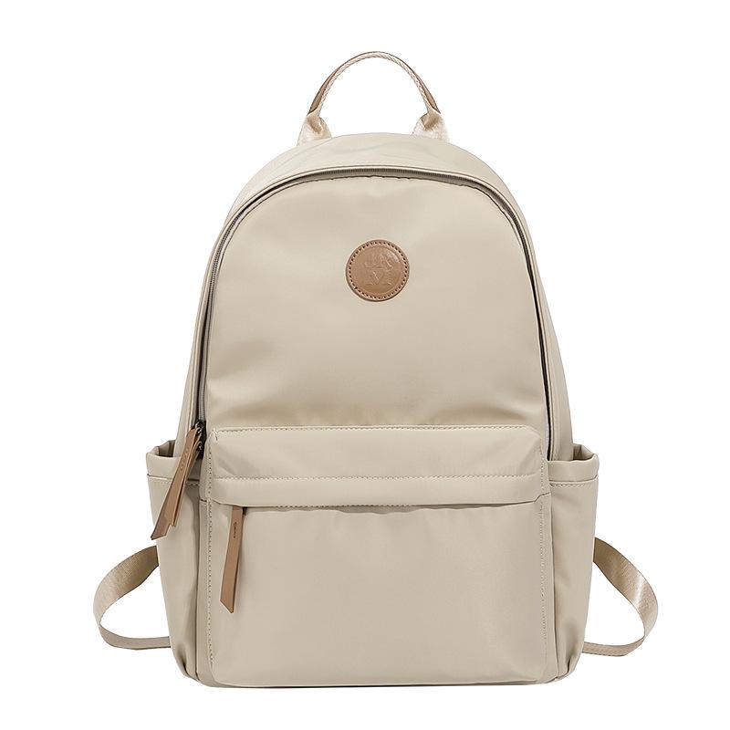 Large Capacity Oxford Cloth Backpack for Women Lightweight and Versatile New Commuting Backpack Retro Student Travel Backpack