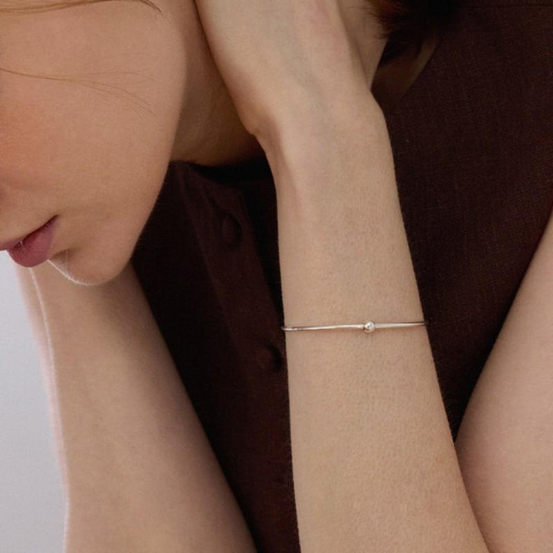 PAIGEFLYNN JEWELRY [925 Silver] Plain Ball Bangle Bracelet