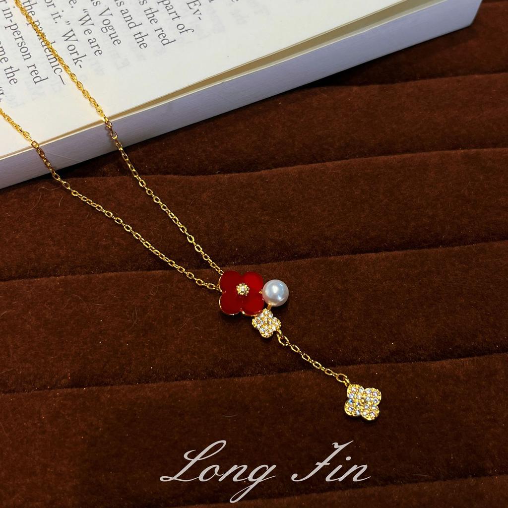 Französisches Retro Vierblättriges Kleeblatt Imitation Rotes Pferdequaste Halskette Fünf-Blumen-Armband Blume Temperament High-End Leichter Luxus Set