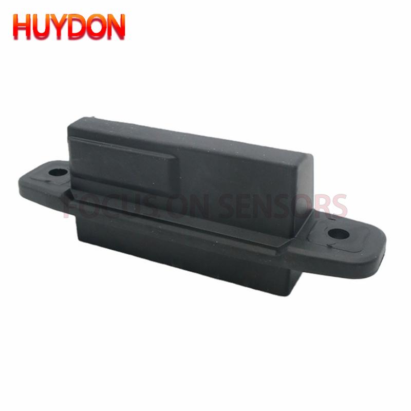 84840-0E030 Car Rear Trunk Lid Release Switch Button For Toyota Lexus Highlander Camry 848400E030 84840-06030 Car Accessories