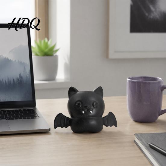 Stress Relief Toy Halloween Bat Squeeze Toy, Spooky Hand Anxiety Relaxation Ball Fidget Party Favors for Kids Adults Portable Reliever
