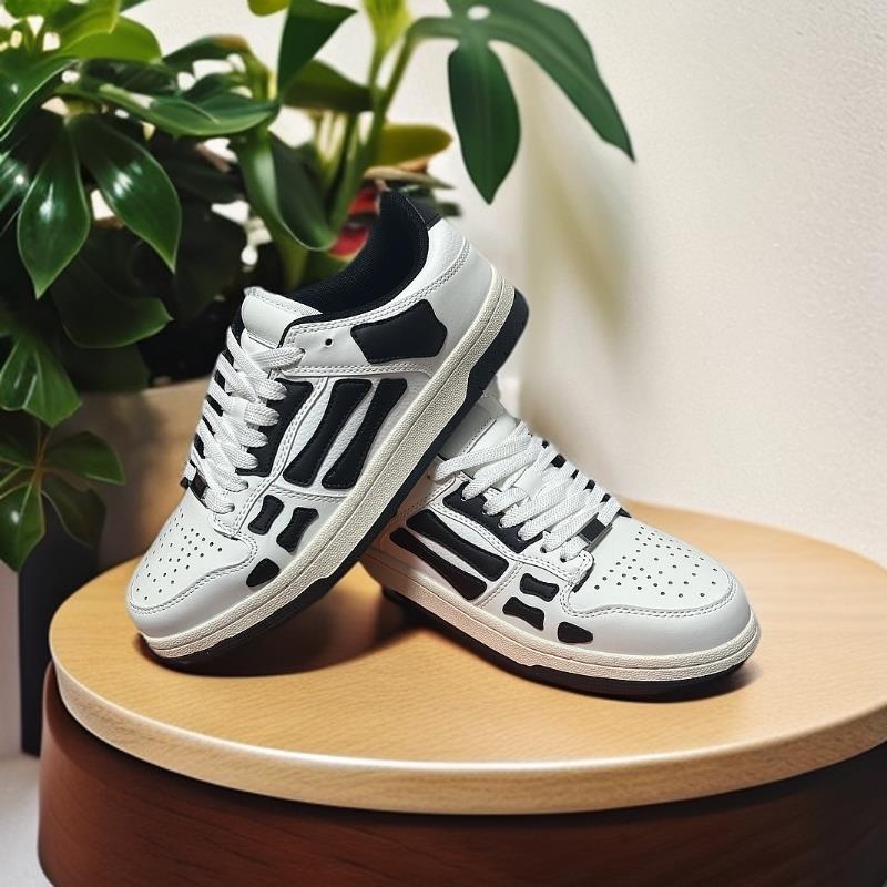 Couple style sports outdoor leisure board shoes, anti slip running shoes, popular in the summer of 2024