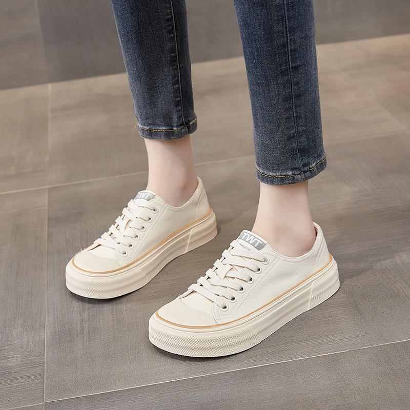 Leather canvas shoes women's spring and summer 2025 new thick-soled mango head board shoes versatile sports and leisure little white shoes