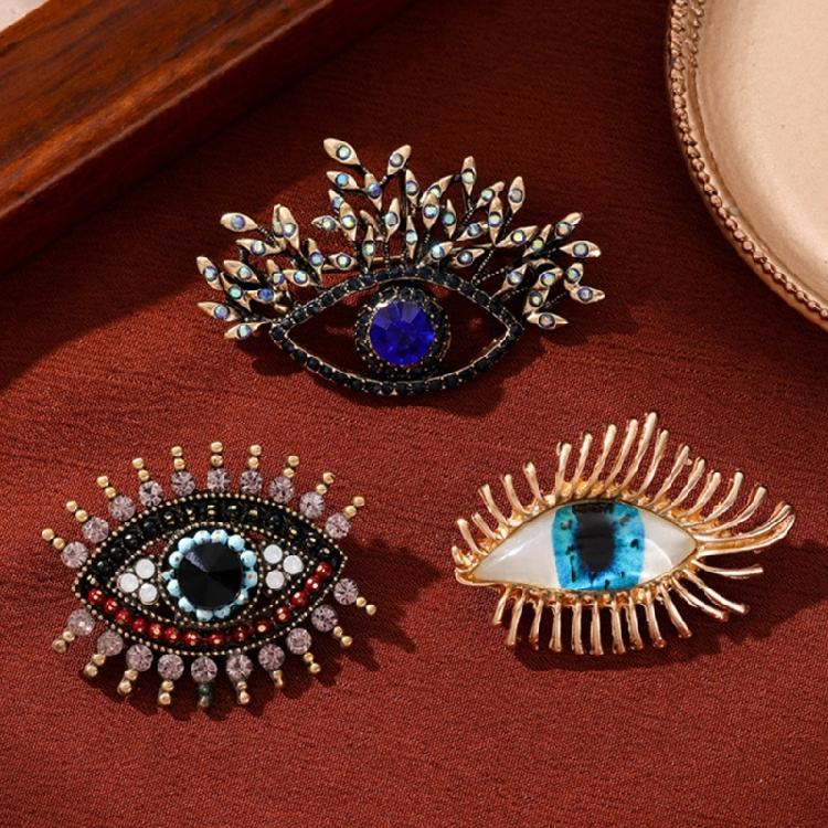 Lightweight Rhinestones Evil Eyes Brooch Unique Alloy Gothic Jewelry Crystal Embellished Party Accessory
