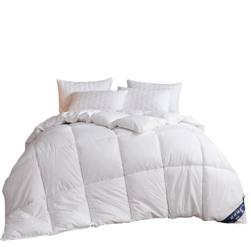 Feather Velvet Quilt: Breathable Comforter for All Seasons - Ideal for Dorms, Hotels, and Guest Houses