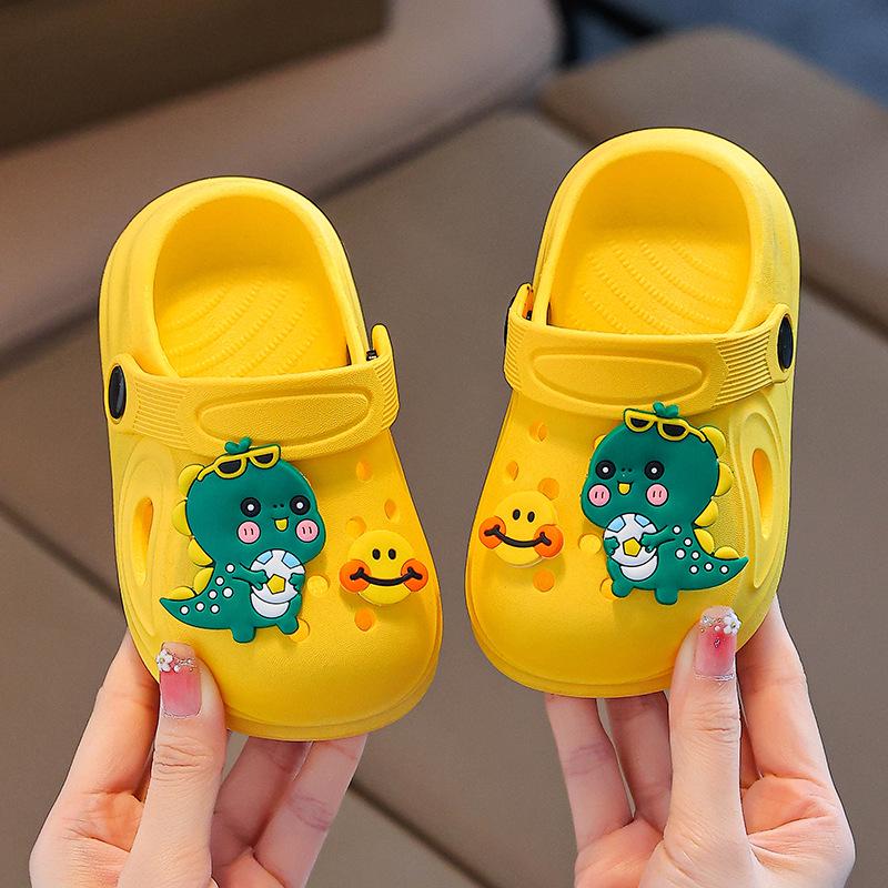 Kids' Cute Cartoon Non-Slip Beach Slippers with Soft Sole and Closed Toe for Boys and Girls