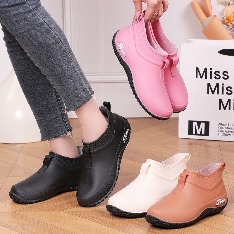 Rain shoes water shoes women's fashion waterproof women's summer non-slip wear-resistant short tube work thick-soled soft-soled rain boots