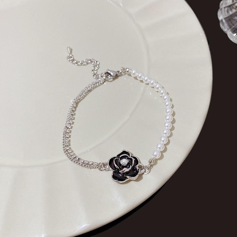 Vintage Hong Kong style camellia pearl bracelet women s niche super fairy zircon bracelet high-end bracelet