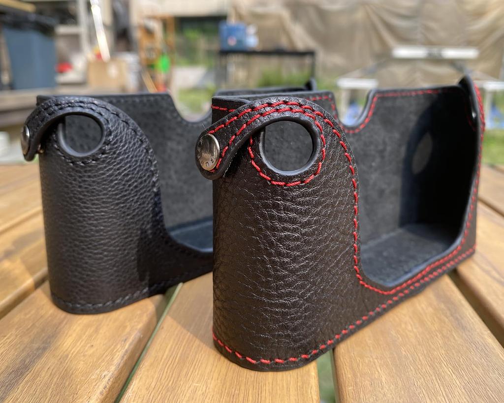 Funper Nikon FM2 Handgefertigte Echtes Leder Volle Kameratasche Hülle (Schwarz + Rot)