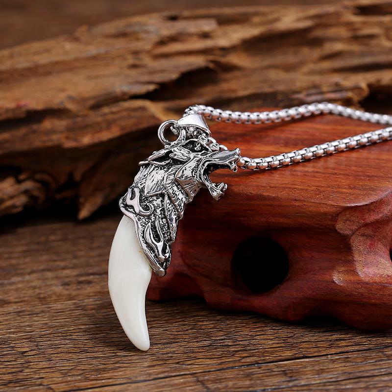 Retro Imitation Wolf Tooth Dog Tooth Pendant Titanium Steel Necklace Men and Women Versatile Personalized Pendant Couple Trendy Cool Sweater with