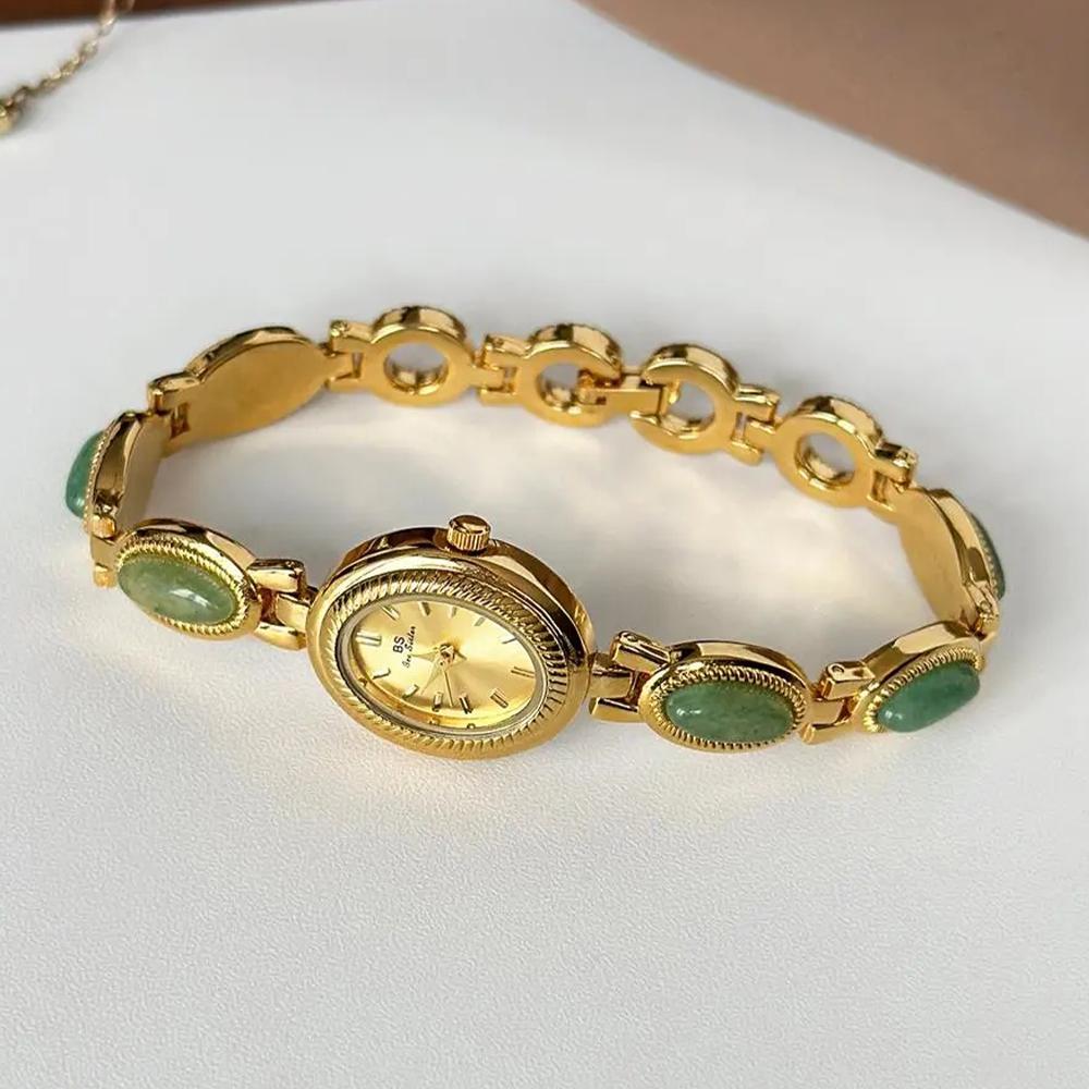 BS Bee Sister Quartz Vintage Woman Watch Oval Dial Light Luxury Ladies Wristwatches Fashion Casual Simple Women Watches