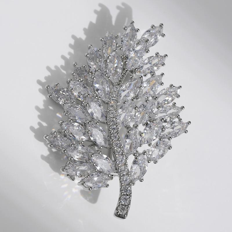 Bo Xin Yun Luxury Rhinestone Leaf Brooch - Exquisite High-End Women s Pin/Corsage.