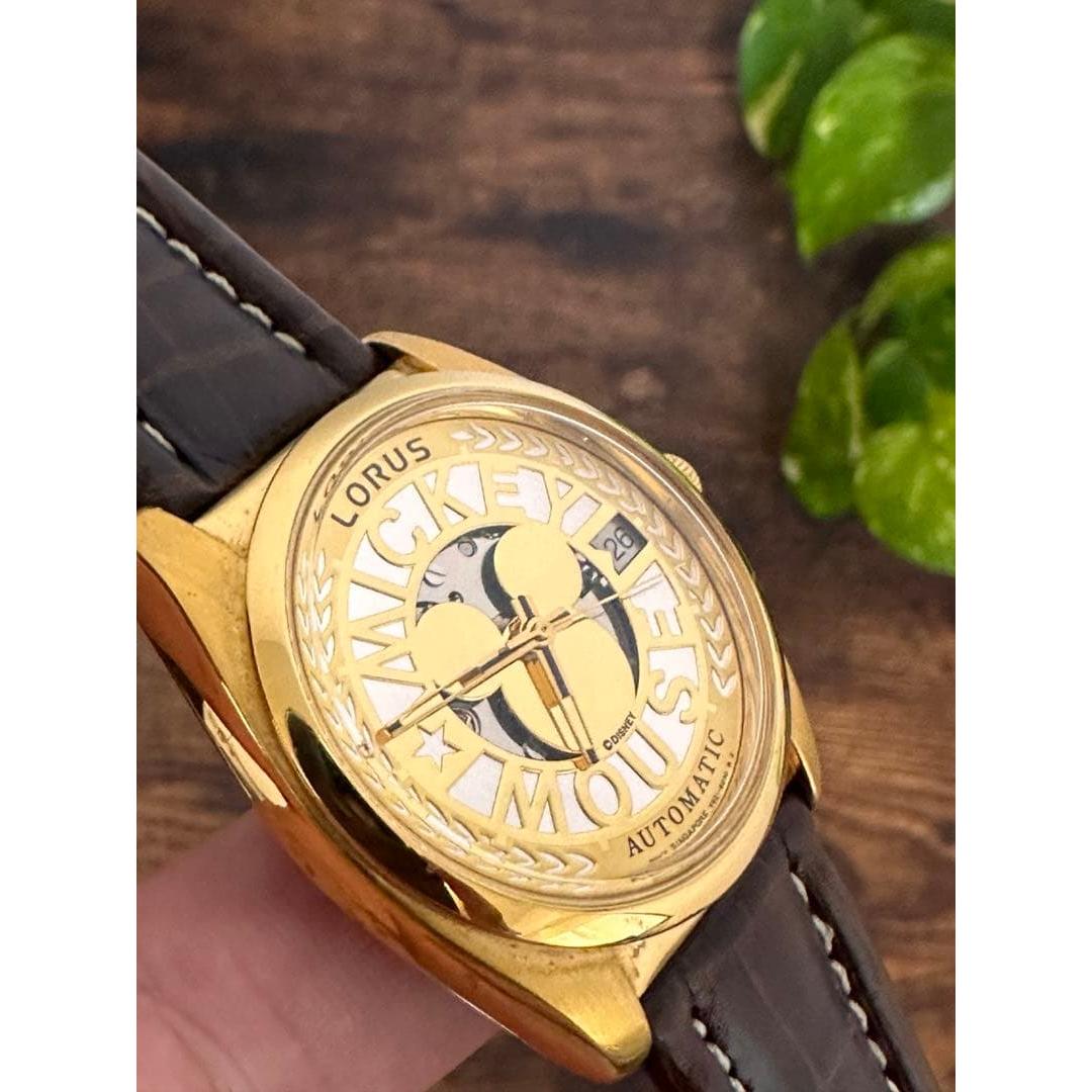Used Rare LORUS Mickey watch (self-winding)