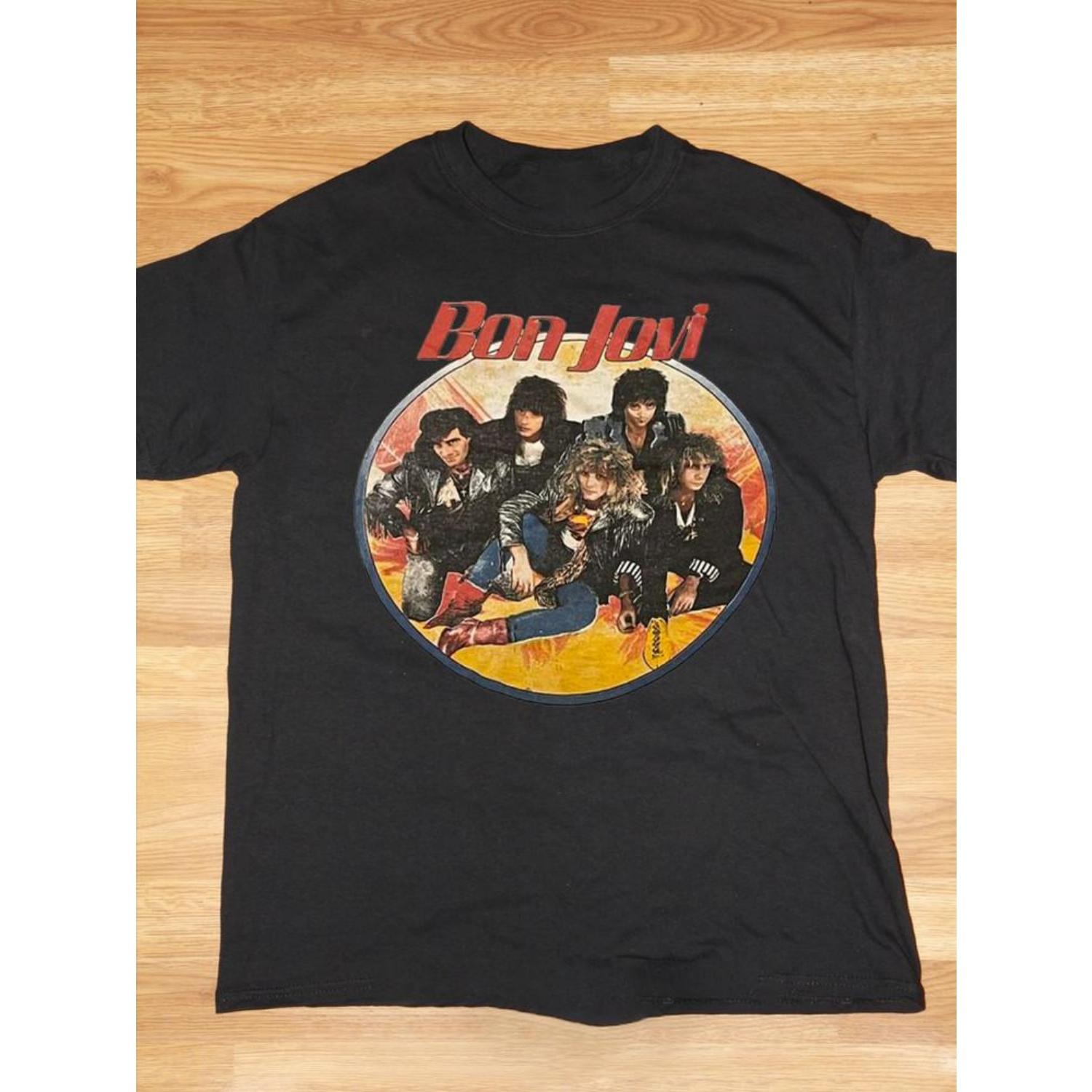 

Bon Jovi Band World Tour Concert Short Sleeve Cotton Unisex Tee Shirt MK059 Unisex T-Shirt XXXXXL чорний
