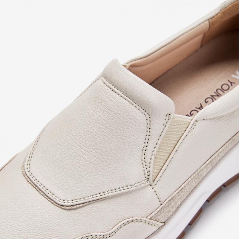 Young Age Women Goat Leather Daily Lightweight Slip On Ivory