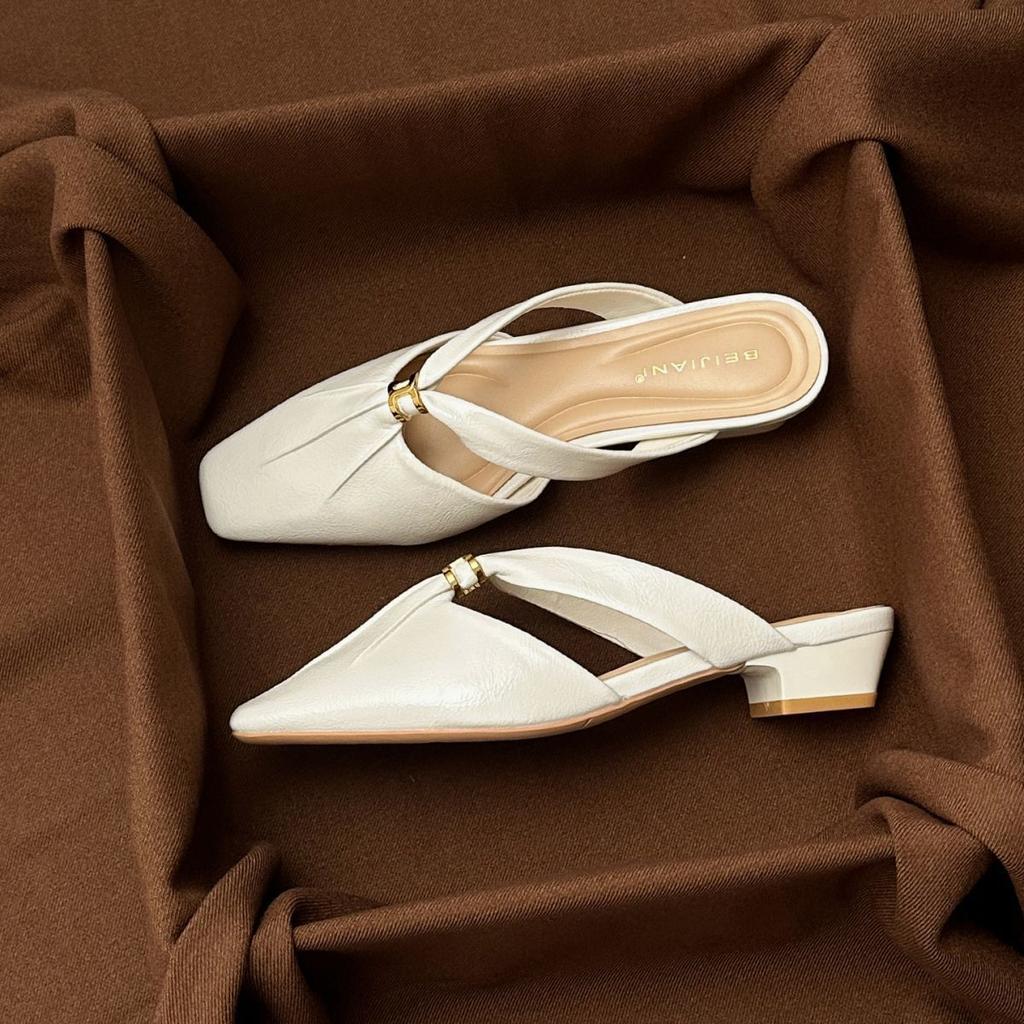 Square head half-drag Muller shoes low heels 2025 summer new square head absolute child beige wear cool slippers women