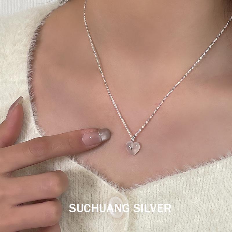 Su Chuang S925 Sterling Silver White Agate Heart Necklace for Women - Sweet, Versatile, and Elegant Clavicle Chain