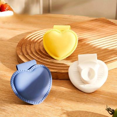 Love Silicone Insulated Hand Clip for Baking, Anti Slip and Heat-insulating Gloves, Oven, Microwave, Air Fryer, Anti Scalding Hand Clip Cover