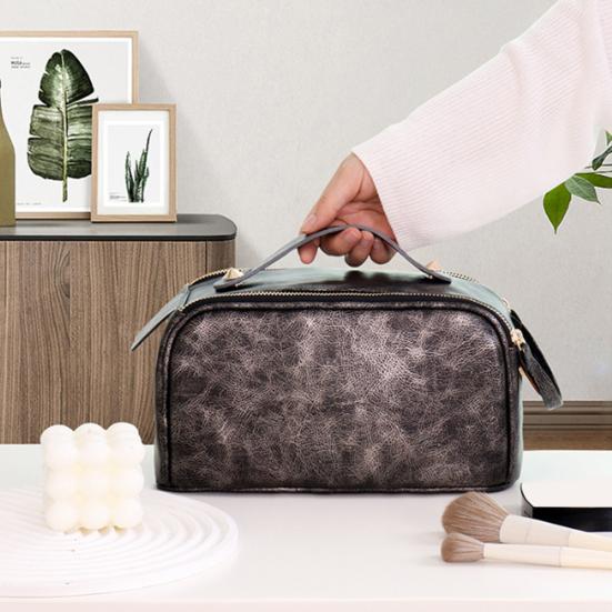 Faux Leather Travel Makeup Bag for Women Large Capacity Cosmetic Organizer Vintage Waterproof Toiletry Pouch with Handle