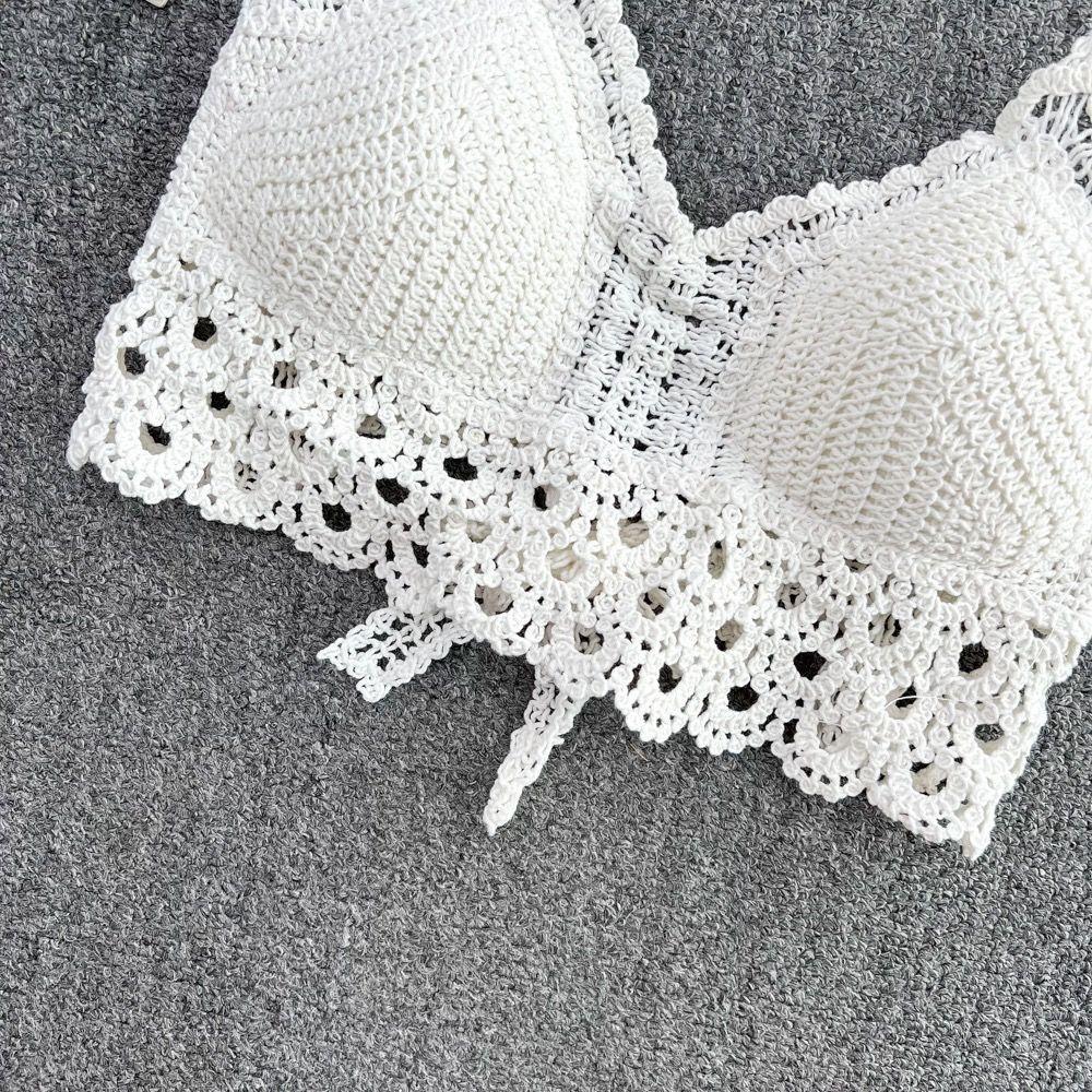 Tassel Crop Tops Retro Wild Hollow Perspective Sexy Spaghetti Strap Tanke Top Women Built In Bra New Back Lace Halter Neck