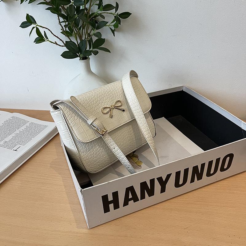 Texture Retro Sweet Casual 2025 New Popular Solid Color Bow Crossbody Shoulder Underarm Small Square Bag Women