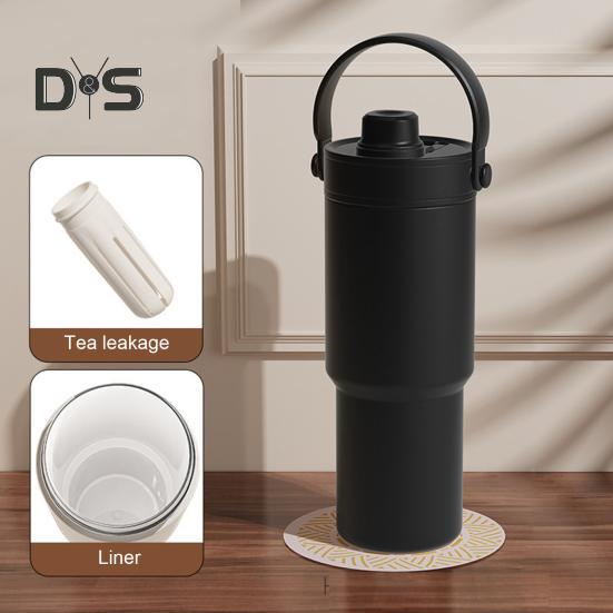 Insulated Vacuum Flask Travel Bottle with Straw Large Capacity BPA Free Food Grade Heat-Insulated Water Bottle Tumbler