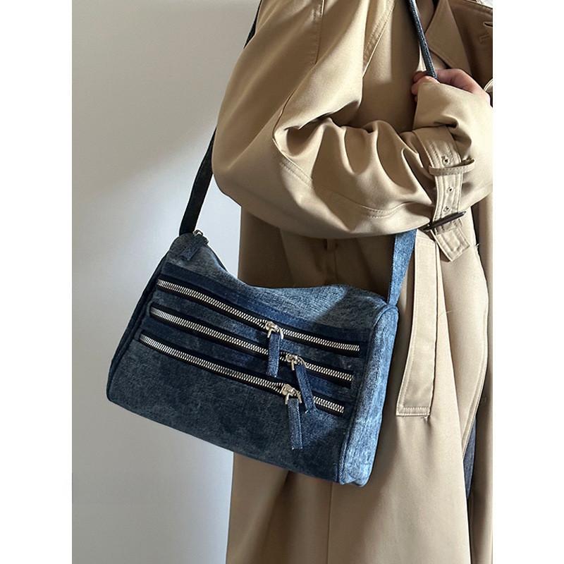 IELGY Washed Denim Bag, Fashionable Retro Small Square Bag, Versatile Shoulder Messenger Bag