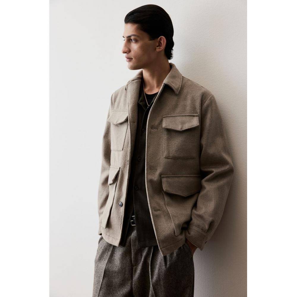 

Куртка HM Regular Fit Utility бежевого цвета S