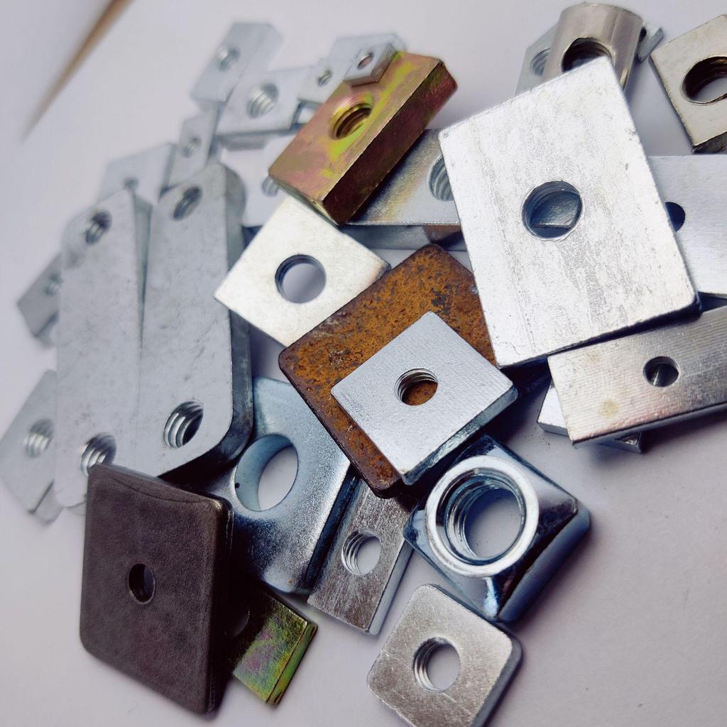 Square and Rectangular Thin Nuts DIN562 - 200 Specifications Available