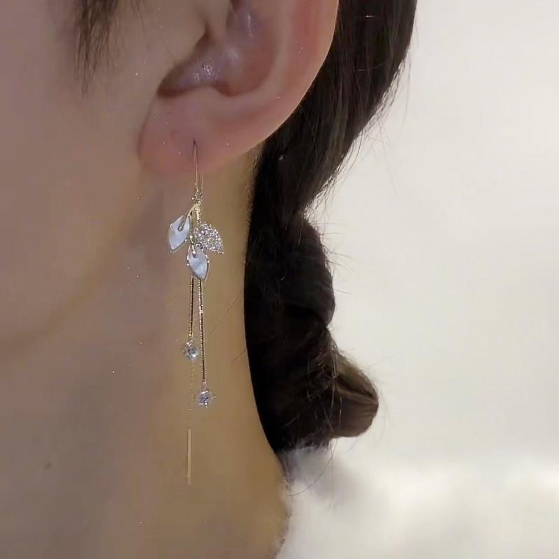 2023 Elegant Korean Rhinestone Leaf Tassel Ear Cuffs - Women's Trendy Anti-Lost Long Earrings