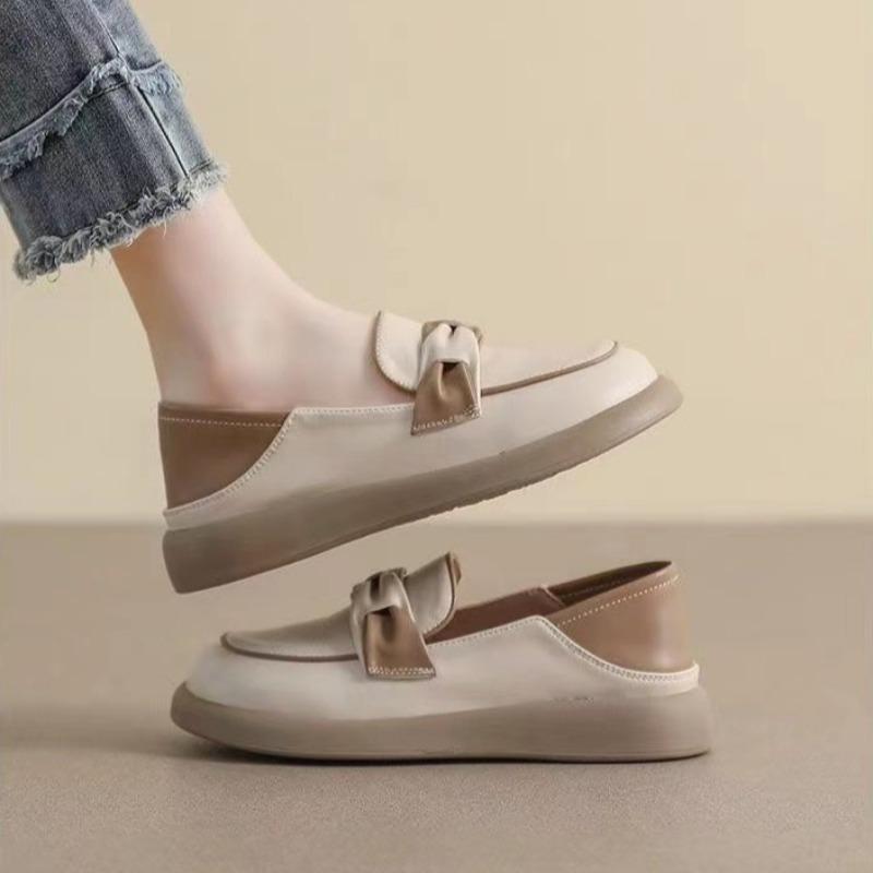 Women Small White Shoes Loafers Soft-sole Slip-On Woman Flats Shoes Luxury Lightweight Ladies Moccasins Shoes Cheap Casual Shoe