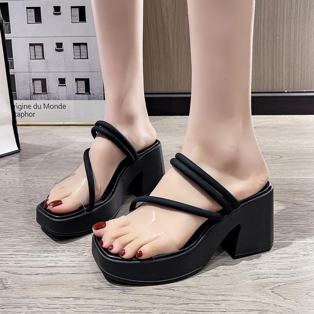 Outer size large size cool slippers female 2025 spring new Internet celebrity fairy style fashionable and comfortable wear thick high heels sandals fe