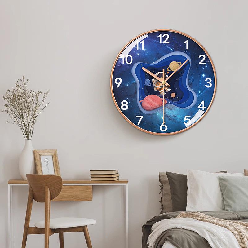 8-inch 20cm Silent Luxury Cartoon Clock Modern Cute Home Wall Clock Living Room Fashion Restaurant