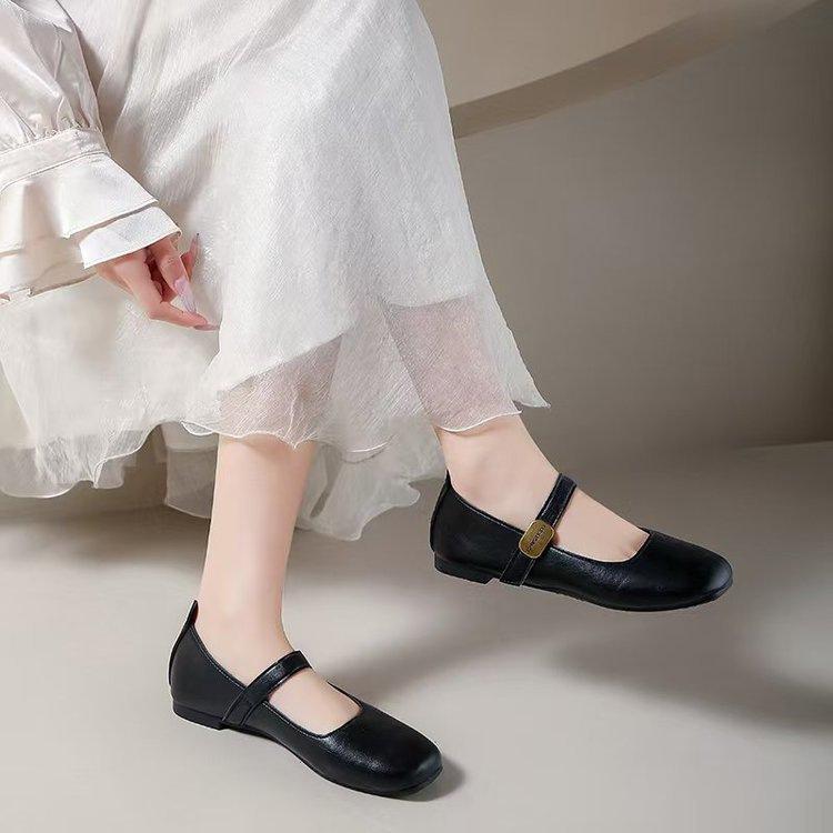 Retro buty Mary Jane kwadratowy nosek płytkie wycięcie wiosenne nowe małe skórzane buty francuski miękki spód brytyjski styl