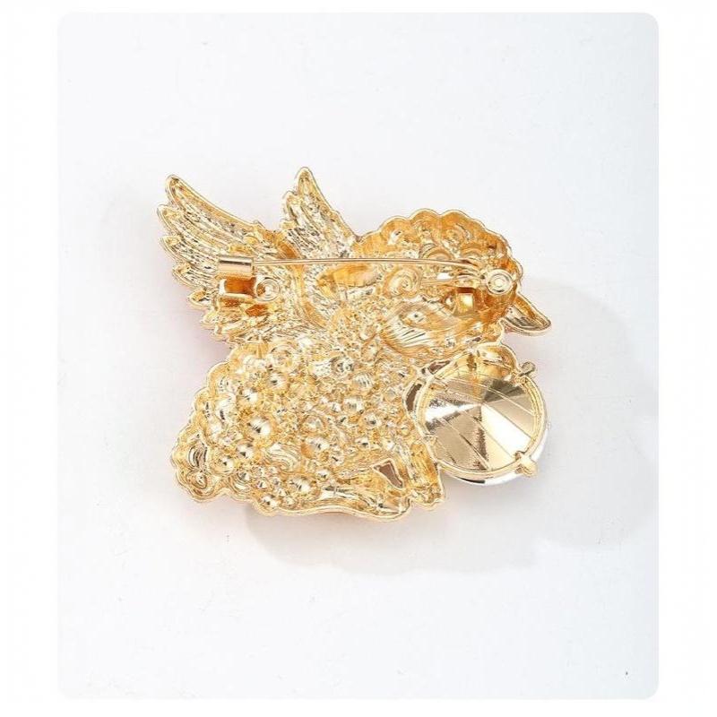 1Pcs Unisex Pearl Colorful Wing Goat Animal New Year Party Casual Brooch Pins Cute Angel Sheep Brooches For Women