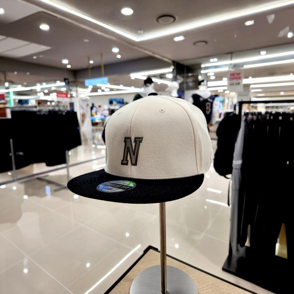 [NBA] Unisex NYK High-Frequency Hard Snapback Hat N245AP641P