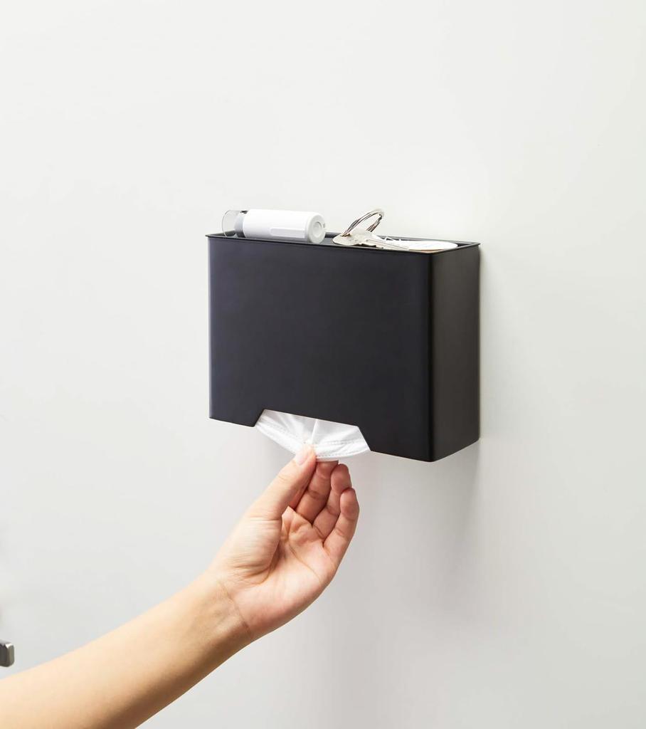 Yamazaki Tower Magnetic Mask W19 X X Mask Case for 4359 Holder, Black, Approx. D6.5 H13.5cm, Box-Shaped Entryway,