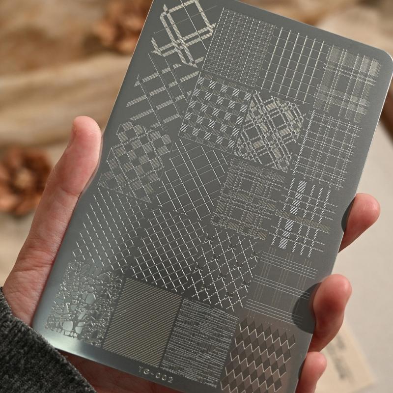 Sturdy Stainless Steel Nails Stamp Plate with Detailed Pattern for Home Nails Designs Applications
