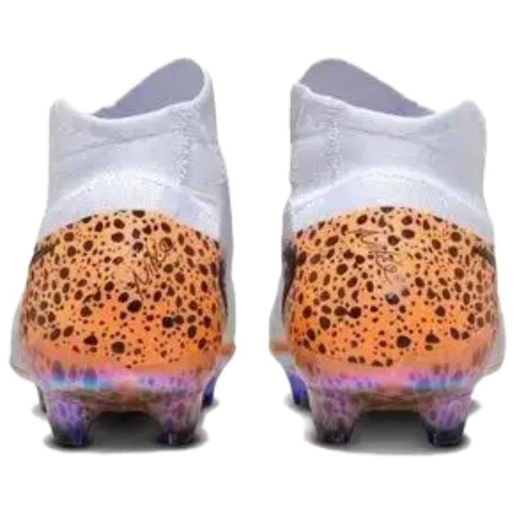 Nike Phantom Luna 2 FG Firm Ground Soccer Shoes Unisex White HF4839-900