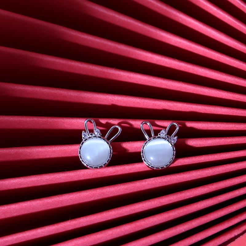 Cat's Eye Bow Rabbit Earrings Women's High-Quality Temperament Earrings New Trendy Simple Exquisite Cute Ears
