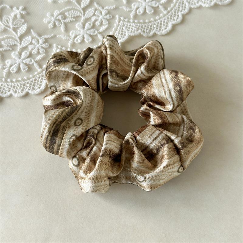 Striped Ribbon Scrunchies Long Tail Hair Tie Boho Style Women Hair Accessory for Casual Weekend Look