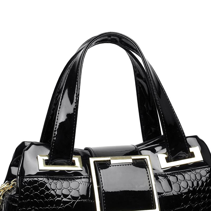 Women’s Crocodile Texture Top Handle Bag with Gold Buckle Casual Chic Shoulder Handbag for Daily Office Use