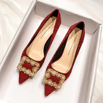 The Bride Wears Two Pointed High Heels, Women's Single Shoes, Satin Wine Xiuhe Wedding Dress, French Stiletto Red Wedding Shoes.