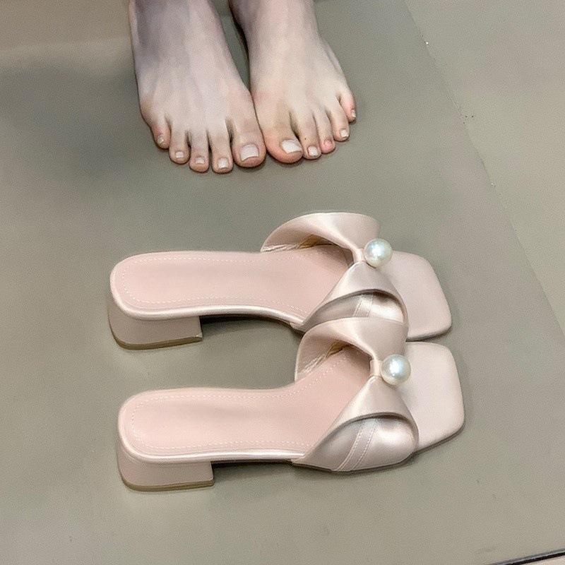 Bow pearl square head cool slippers female French versatile outer wear with skirt fairy one-word drag