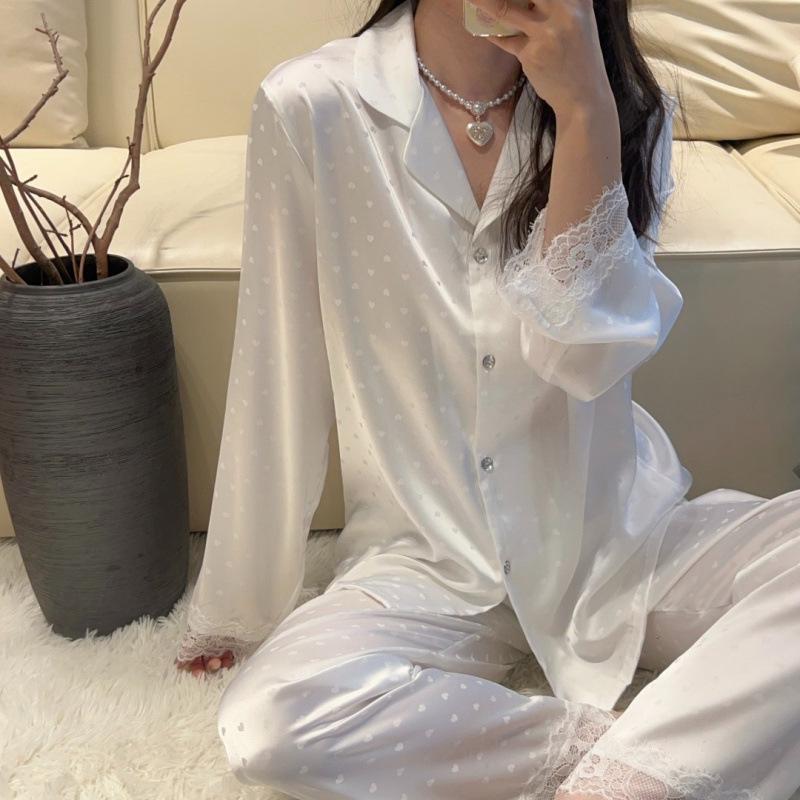 Women's Heart Print Ice Silk Pajamas - Long Sleeve, White Lace Trim, Fashionable for Spring & Autumn